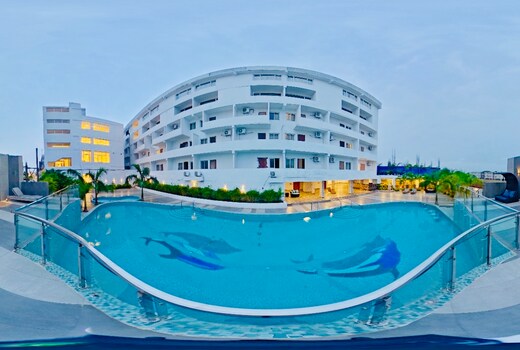 Seven Hills Hotel