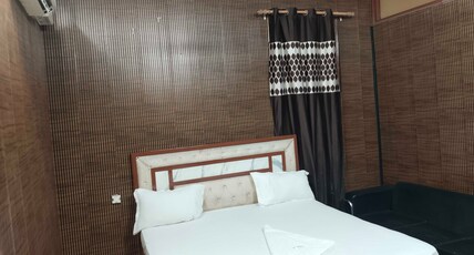 Hotel O KEASARIYA SWEETS Room Type - Classic