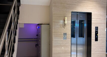 Nandi Food Plaza Room Type - Suite AC Room