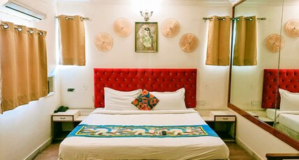 Hotel Pink Palace - A Boutique Heritage Hotel Room Type - Suit Room