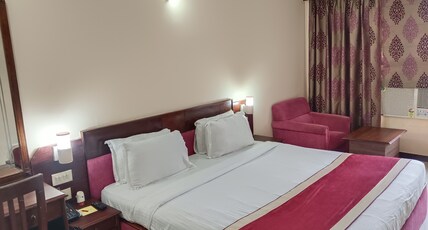 Hotel The Presidency Room Type - Deluxe Room(Front Block)