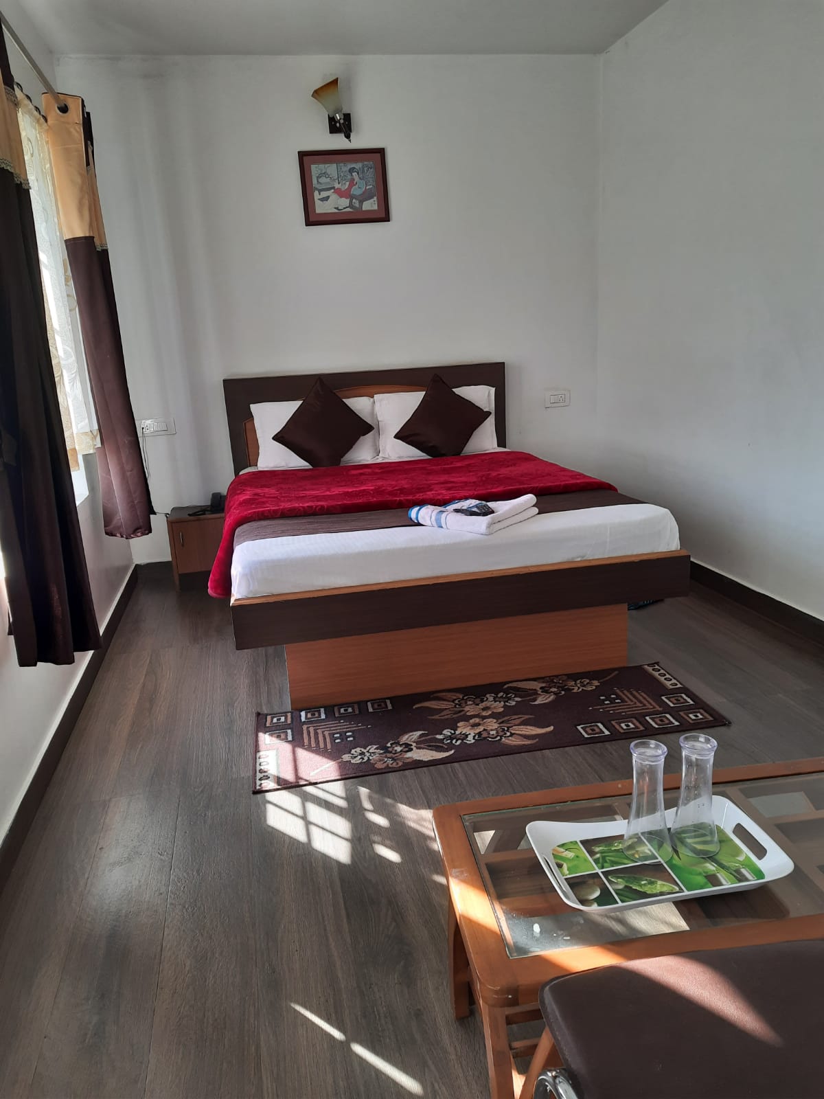 Cliffside Residency Ooty - Tap to explore photos