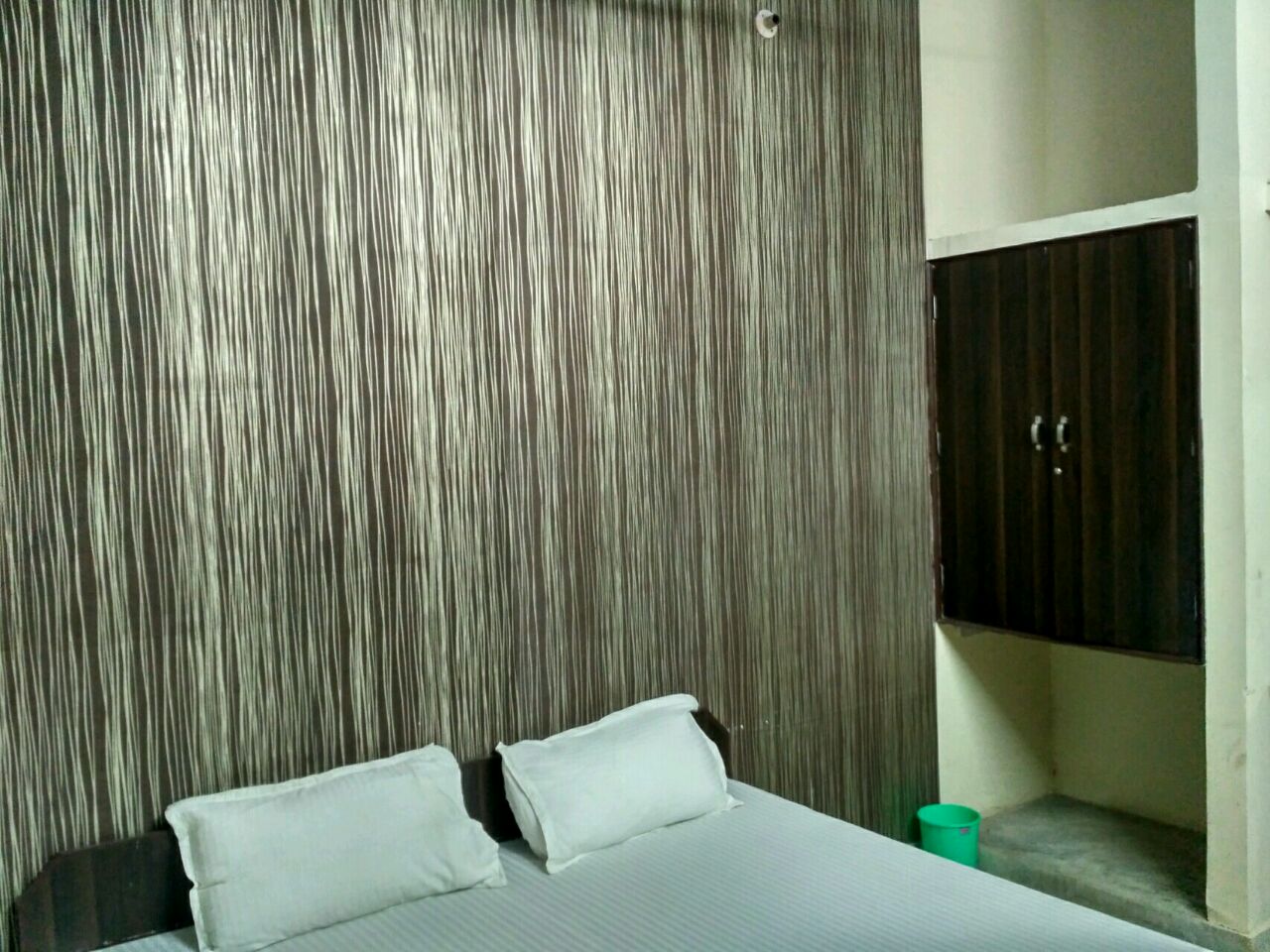 Hotel Utsav Palace - Tap to explore photos
