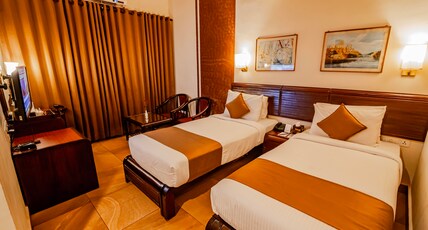 Yuvarani Residency Room Type - Superior Room