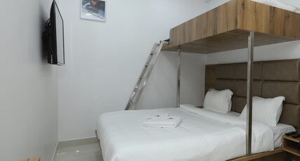 SIRA ROOMS Room Type - Deluxe AC Bunker