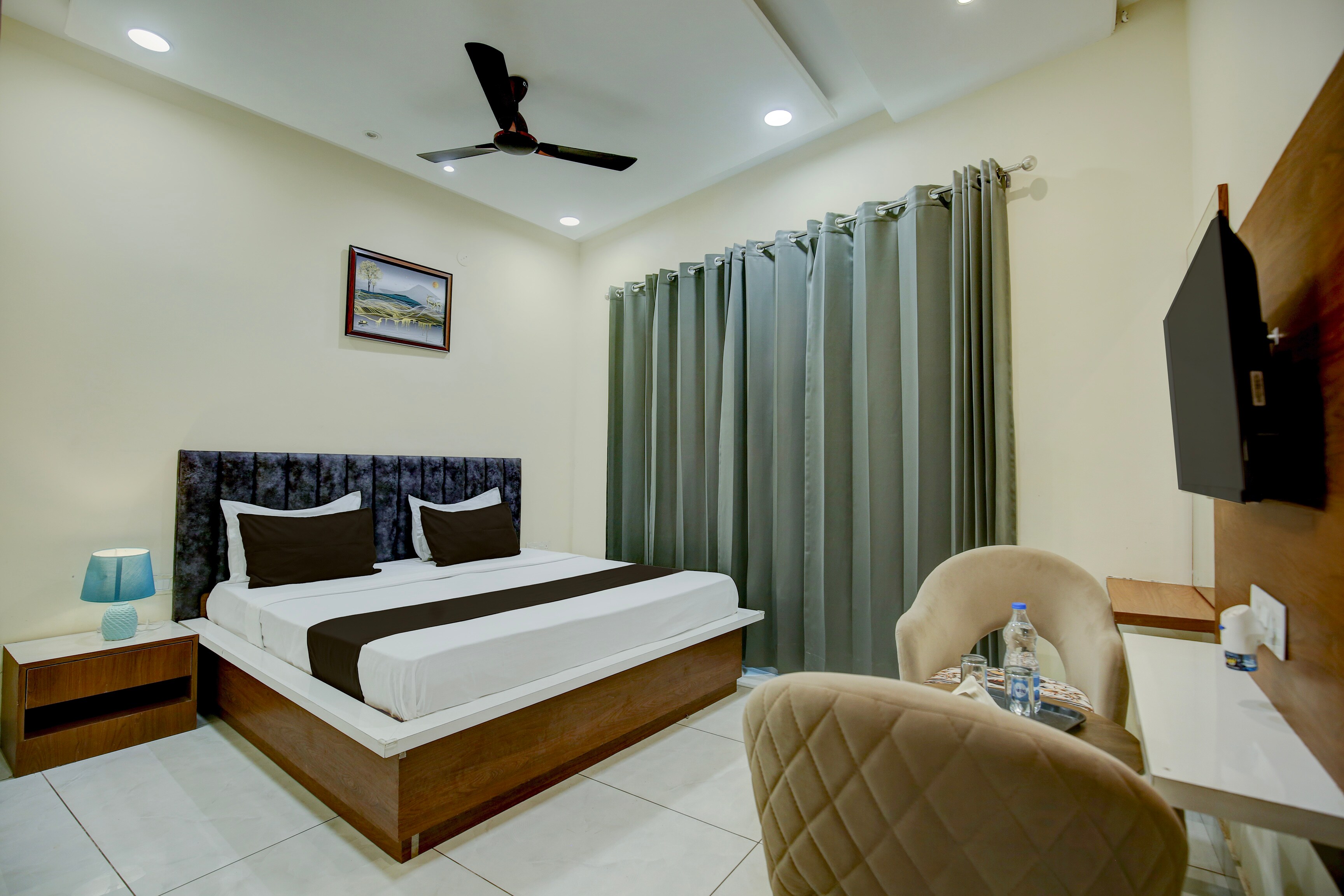 Hotel O Sehaj Regency - Tap to explore photos