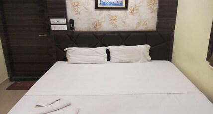 HOTEL RAYAN INN Room Type - DOUBLE DELUXE  ROOM
