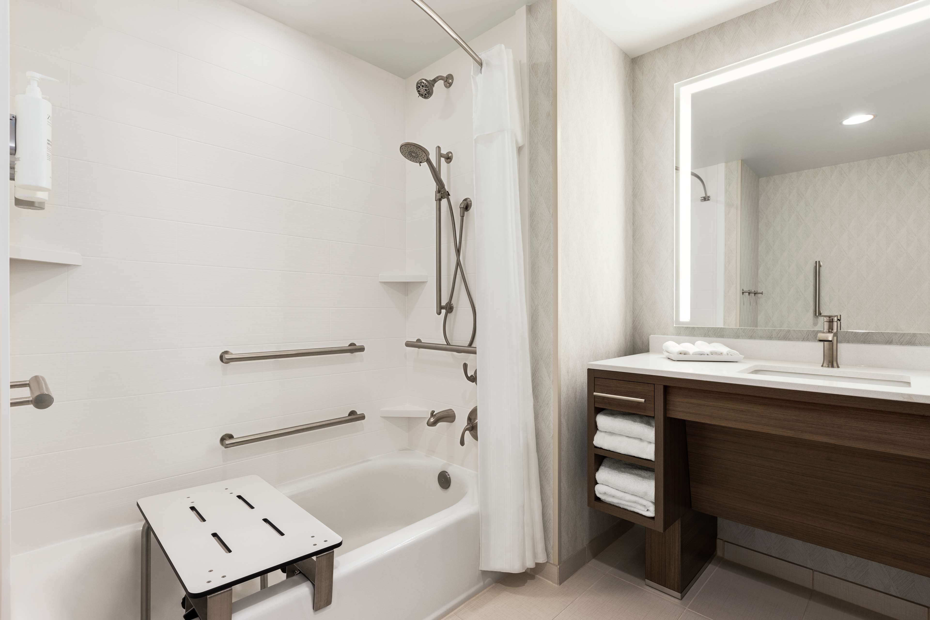 Home2 Suites by Hilton Leesburg - Tap to explore photos