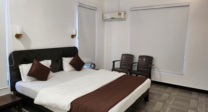 Raj Resort - Kelva Beach Room Type - AC Economic Room