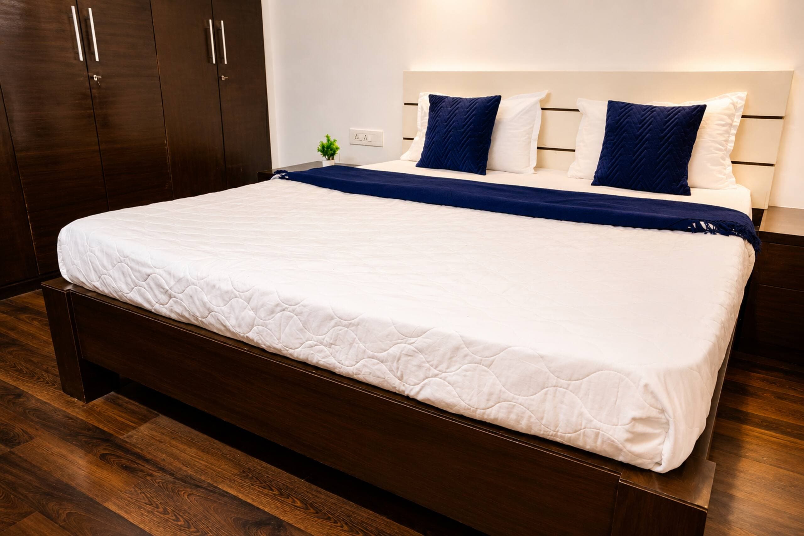 Kingsley by RedOlive|4bhk|Nr Apollo|ecr|Nr sipcot - Tap to explore photos