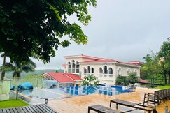 Villa Amista - Luxury Villa with heated pool by SOAL