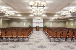 Crowne Plaza Aire MSP Airport - Mall of America