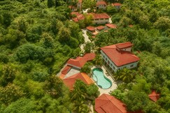 Golden Tulip Goa Mandrem