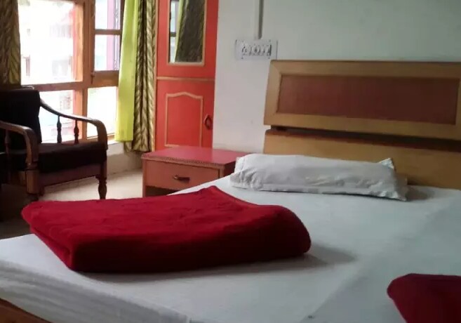 Hotel The Mishra Regency - Tap to explore photos