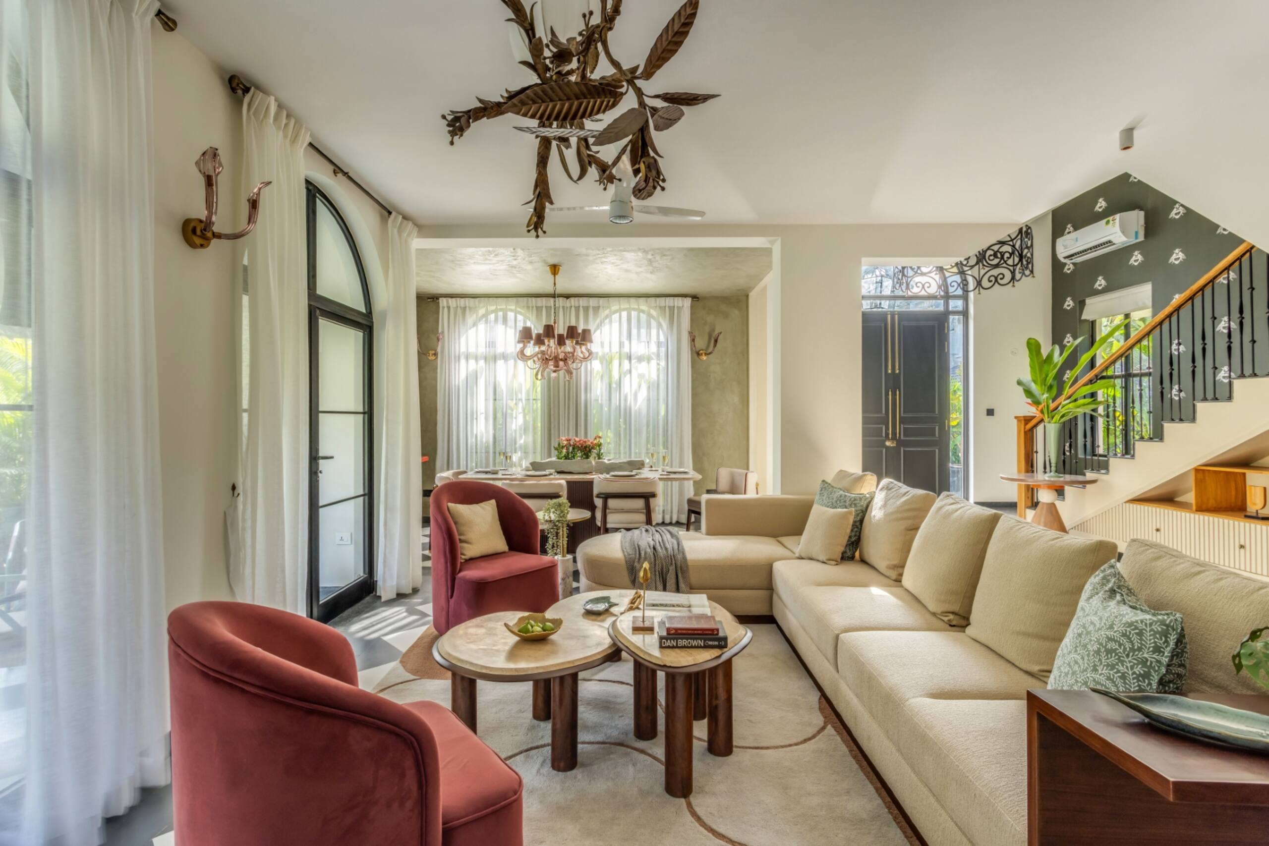 3BHK Villa with private pool, garden, and jacuzzi. Chef available. - Tap to explore photos
