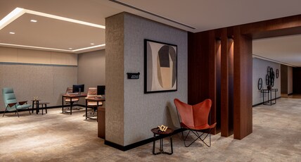 DoubleTree by Hilton Dubai M square Hotel & Residences Room Type - FMLY 3 BDRM APT BURJ W KIT