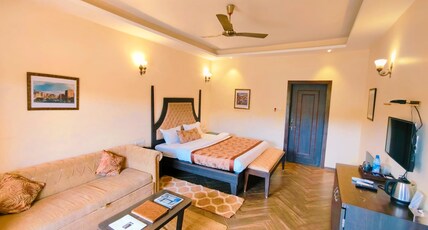 Rahi Forest View Room Type - Regalia Room with Balcony and Bathtub