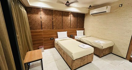 Hotel Keys Delight Room Type - DELUXE TWIN ROOM