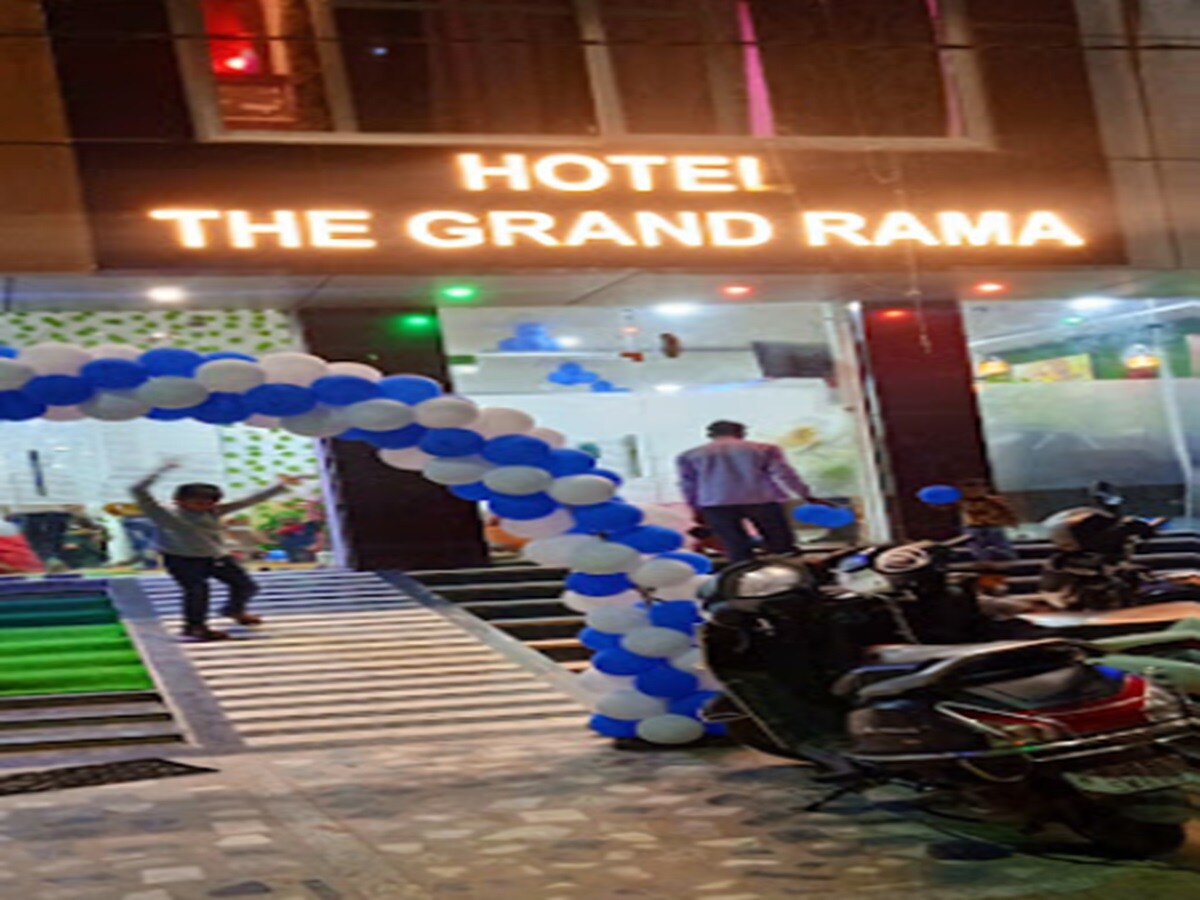 Hotel The Grand Rama Palace - Tap to explore photos