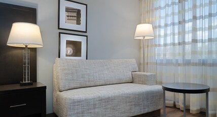 Crowne Plaza SUFFERN-MAHWAH Room Type - 1 King Premium Club Floor