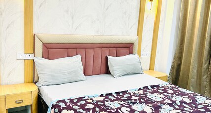 Skyline Luxurious Suites Room Type - Bedroom