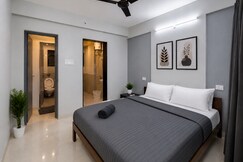 Z Express Grand Avenue