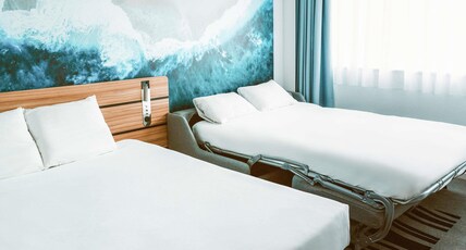 Novotel Resort & Spa Biarritz Anglet Room Type - Standard room with 1 queen size bed and 1 sofa bed for 1 person