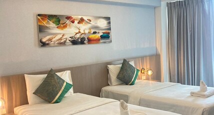 Hotel Kann Pattaya Room Type - Deluxe Room with City View Twin Bed Hotel Kann Pattaya Room Type - Deluxe Room with City View Twin Bed