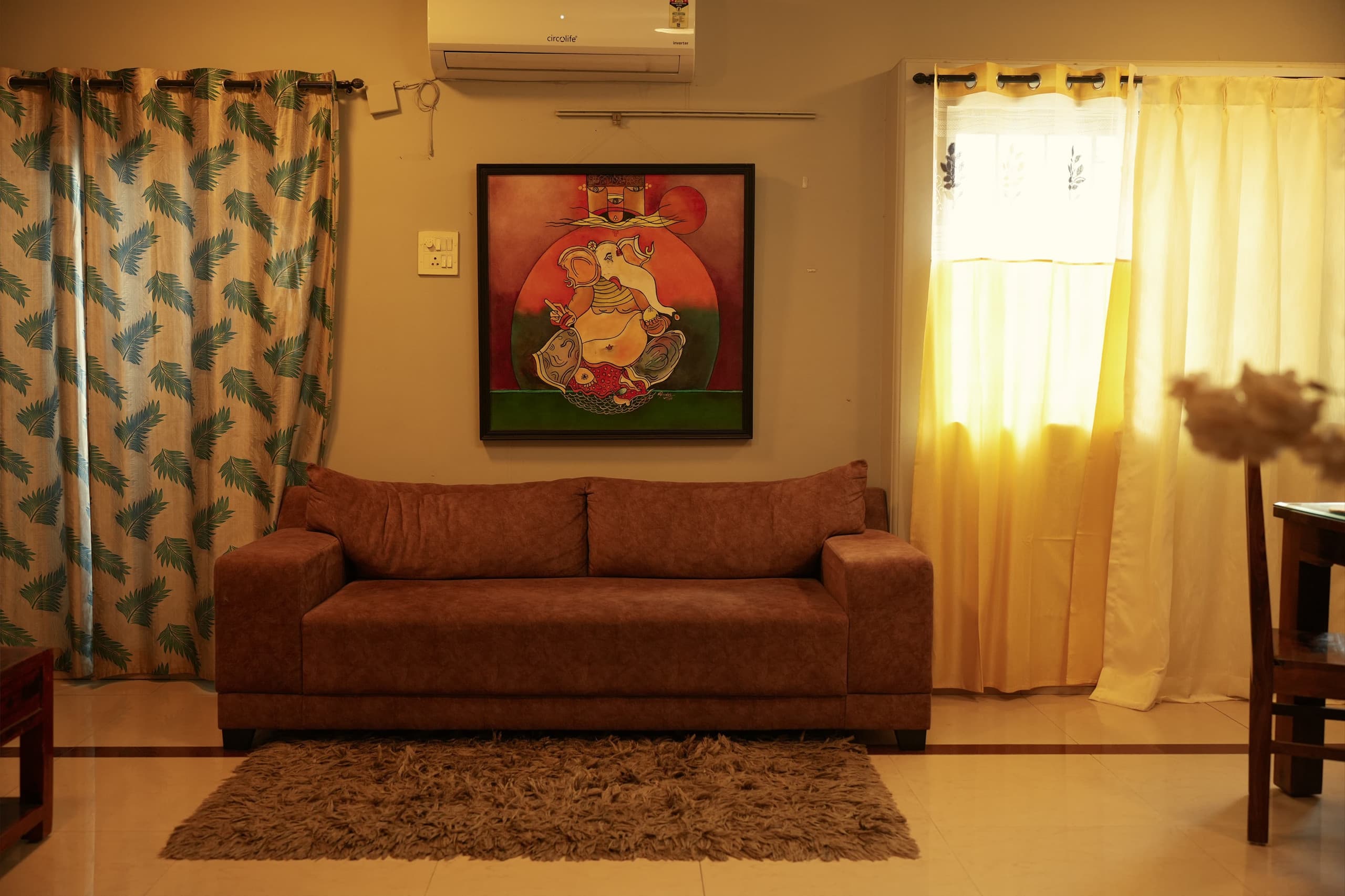3Bhk Apartment Sunflower - Tap to explore photos