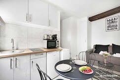 Lovely Studio in the heart of the Marais 2