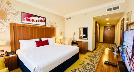 City Seasons Al Hamra Room Type - Deluxe Family Suite