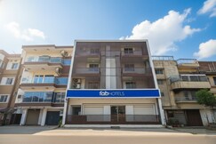 FabHotel La Paz Stay B&B