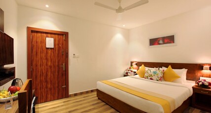 Park Residency Koothattukulam Room Type - NON AC DOUBLE LUXURY ROOMS