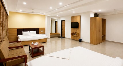 Hotel Chanakya Room Type - Non-AC Family Room