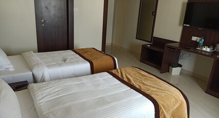 HOTEL CELEBRATION Room Type - Club Superior