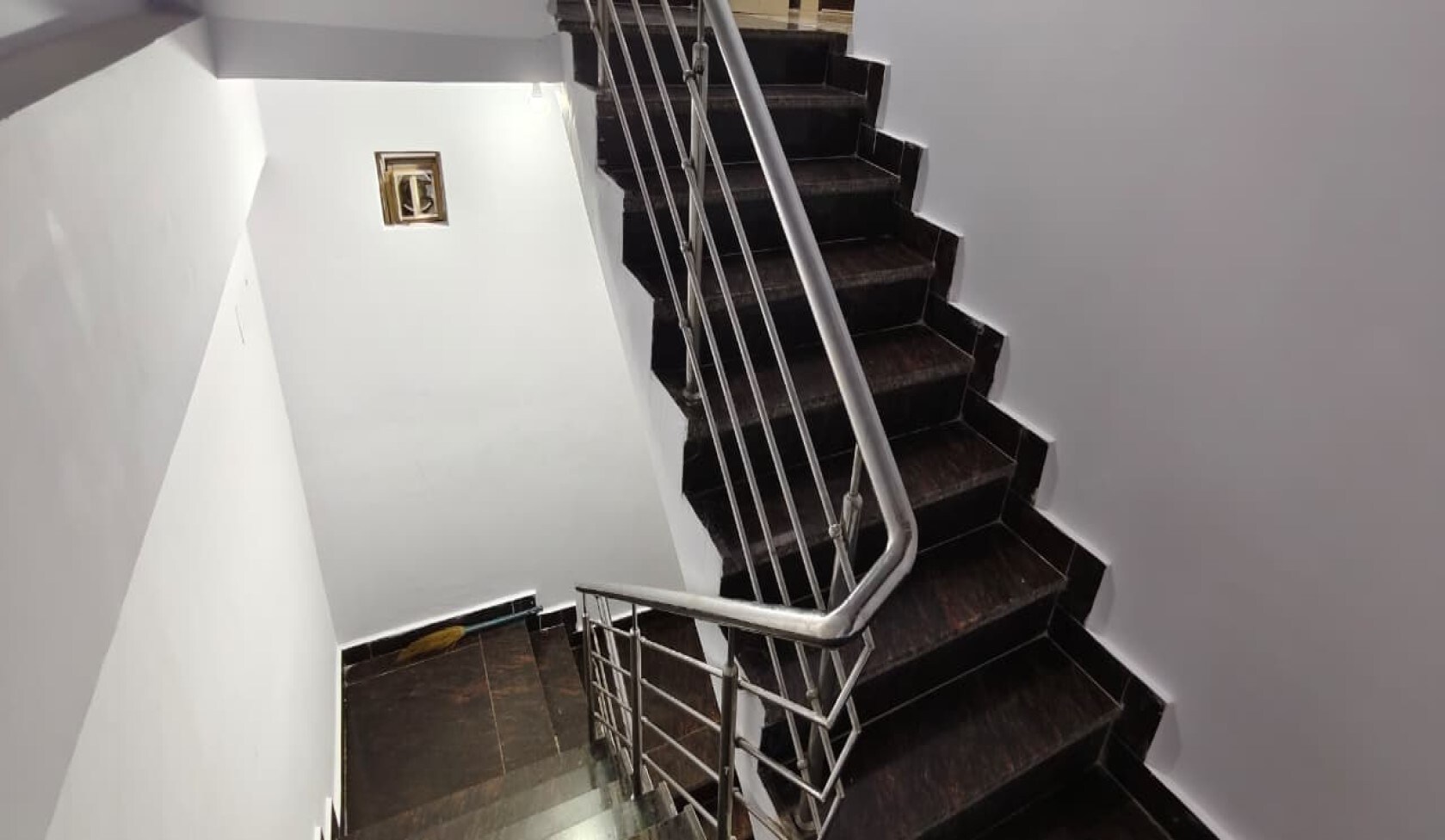 Rudra Inn Patna - Tap to explore photos