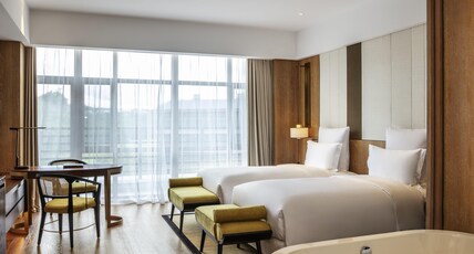 Pullman Changbaishan Resort Room Type - SUPERIOR ROOM, 2 Single Size Beds, Private Balcony