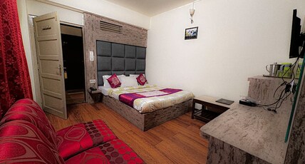 Hotel Marvel International Room Type - Deluxe Room(No View)
