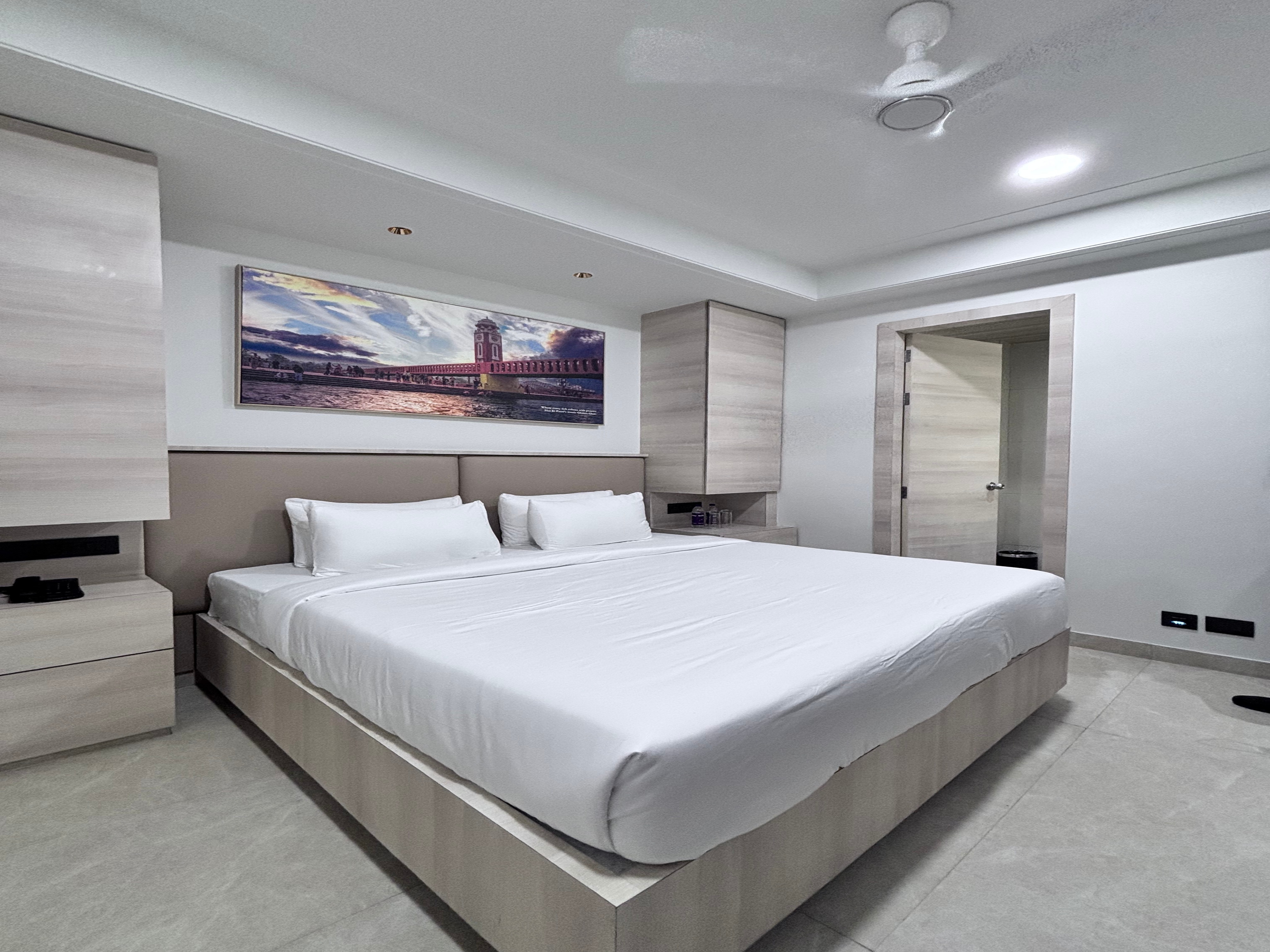 Signum Tathastu Boutique Hotel - Haridwar - Tap to explore photos