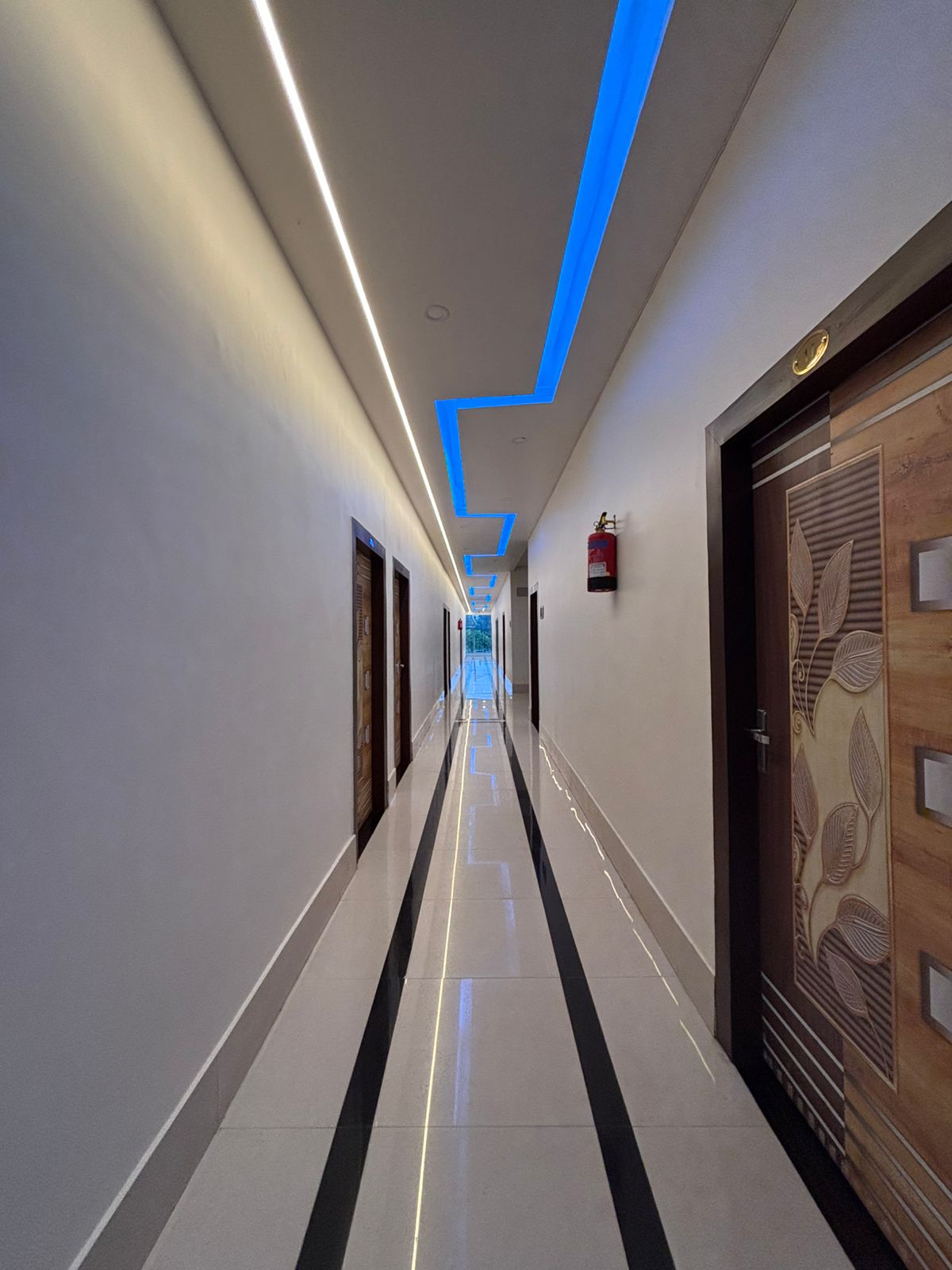 B.L PALACE - Tap to explore photos