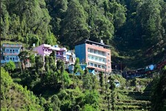 Hotel Deep Khirsu