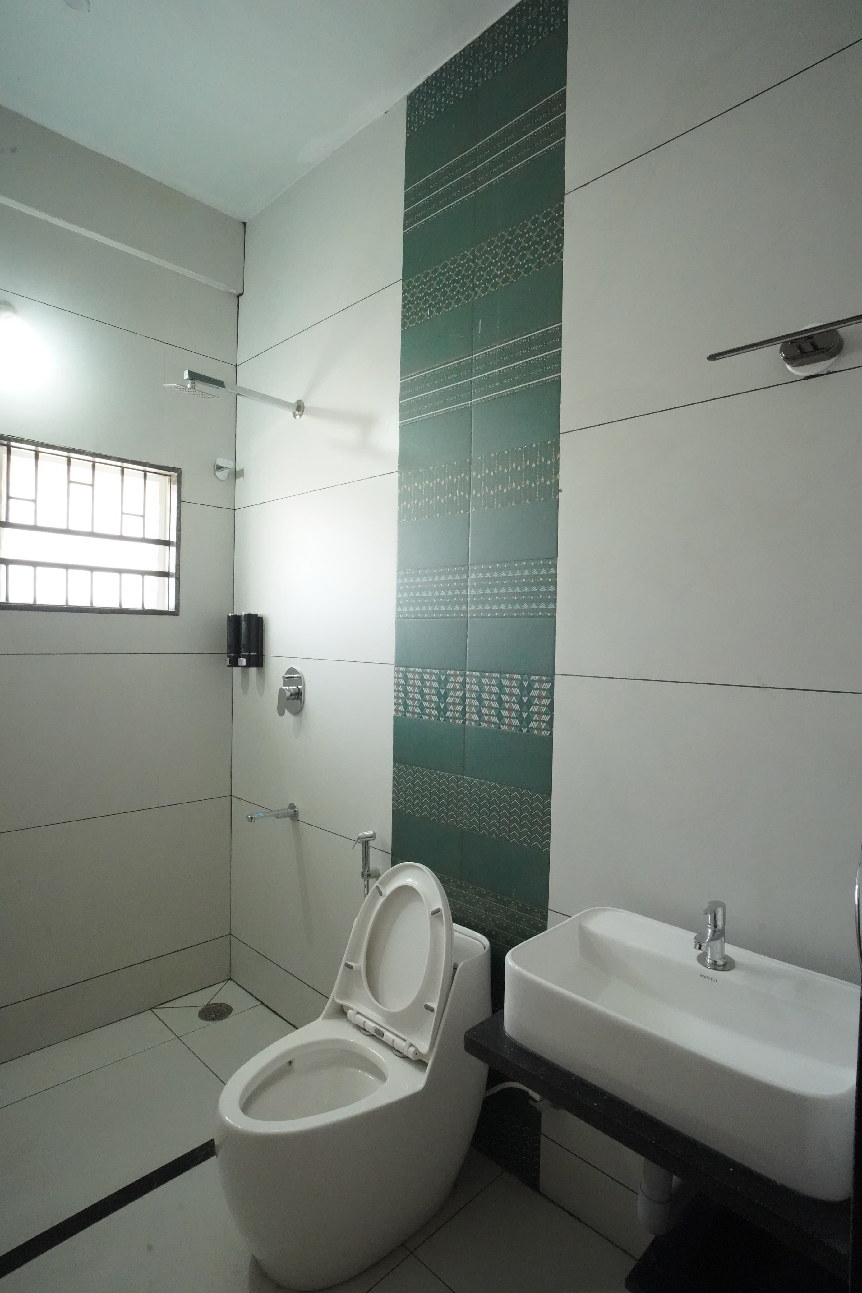 Ghatta service Apartment - Tap to explore photos