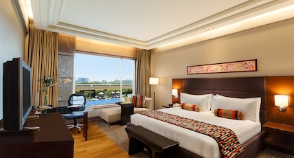 Crowne Plaza Today Gurugram,an IHG Hotel Room Type - Deluxe Pool View King Bed Nonsmoking Crowne Plaza Today Gurugram,an IHG Hotel Room Type - Deluxe Pool View King Bed Nonsmoking