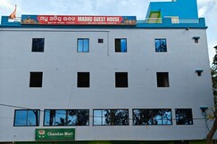 Madhu Guest House
