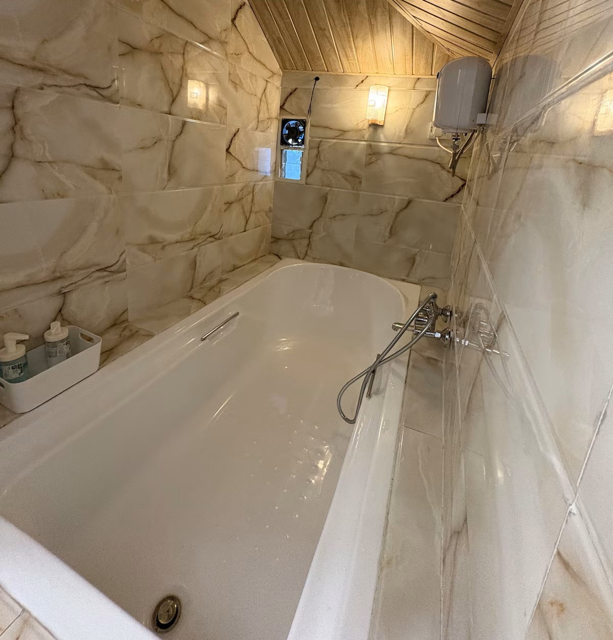 Single Bathtub Studio in Bandra - Tap to explore photos