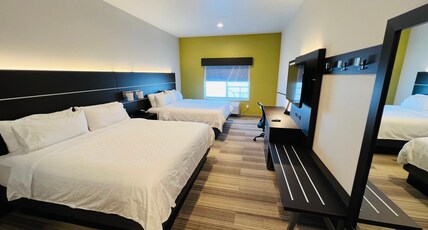 Holiday Inn Express & Suites SALINAS Room Type - 2 King Standard