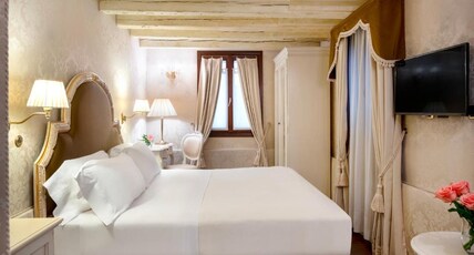 Maison Venezia | UNA Esperienze Room Type - Superior Double Room