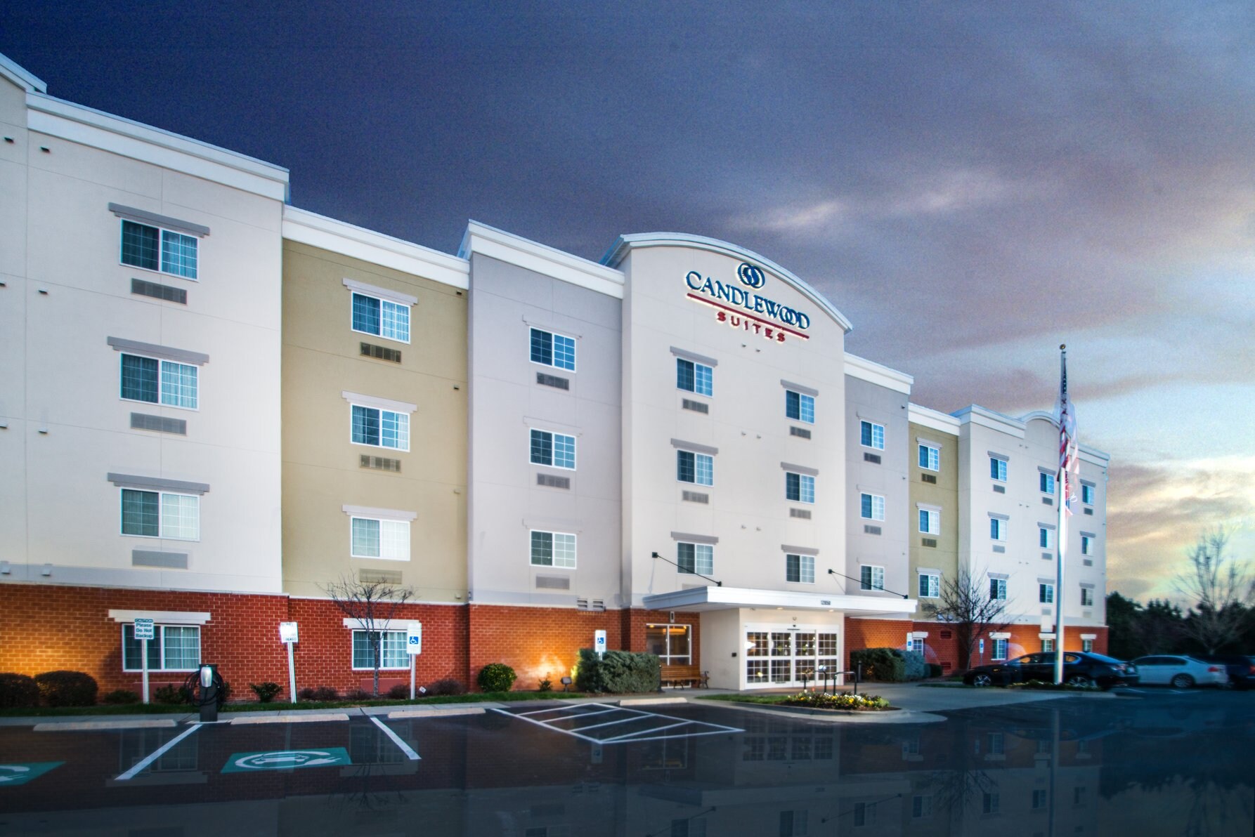 Candlewood Suites WAKE FOREST RALEIGH AREA - Tap to explore photos