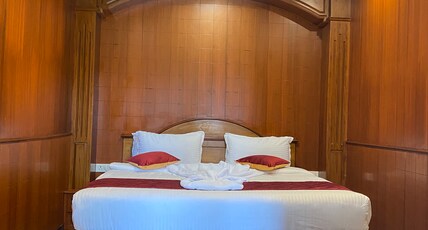 Lakefront Home Hotel Room Type - LAKE VIEW MINI SUITE