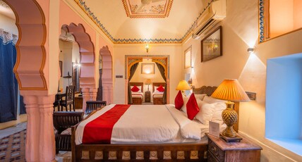 Hotel Shahi Place & Restaurant Room Type - Maharaja Suite